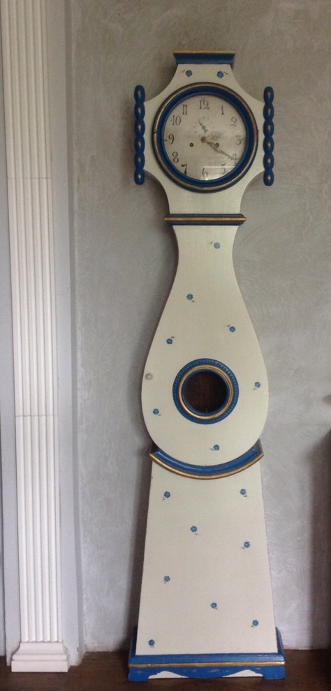 Арт-обновление и роспись мебели.