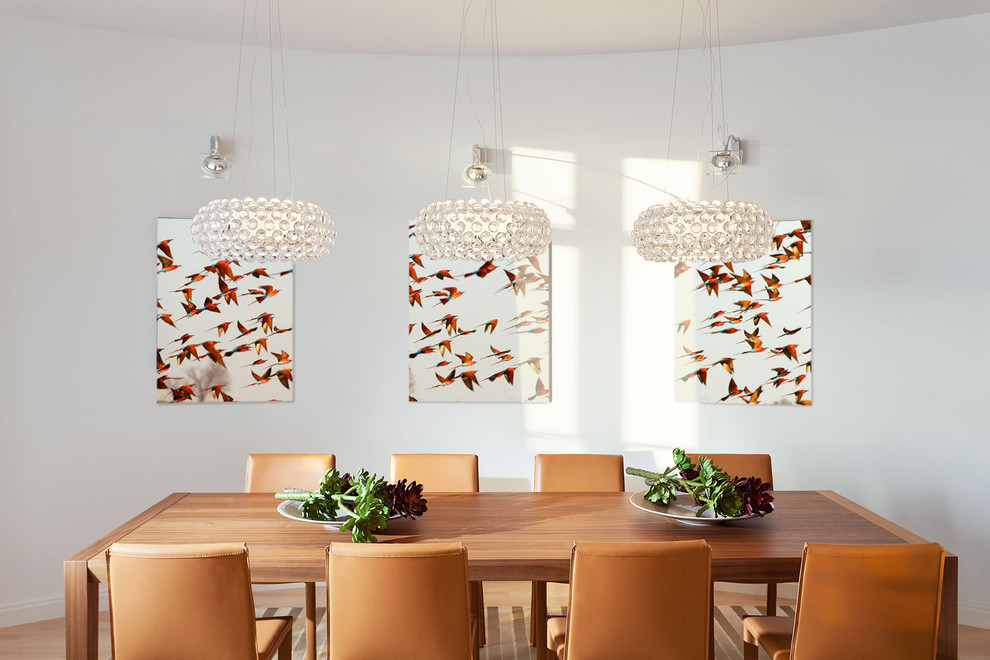 Я ЧУВСТВУЮ ТВОЮ УЛЫБКУ