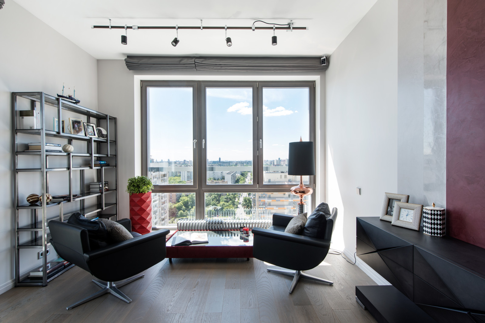 Квартира с панорамными окнами в ЖК "Седьмое небо"