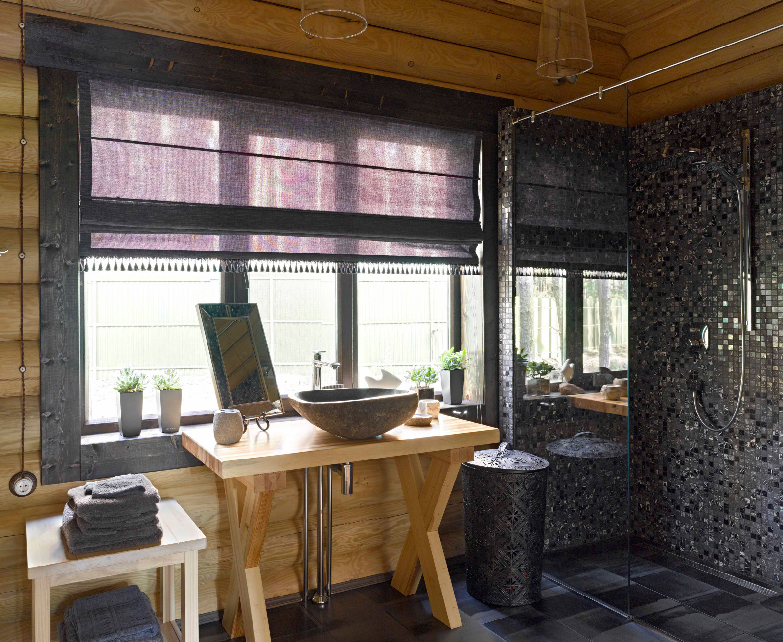 Деревянный дом на Волге в Ульяновской области