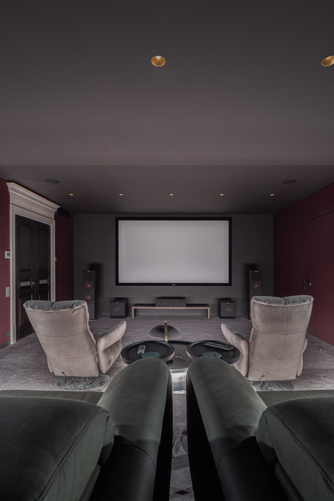 Персональный кинозал Монолит