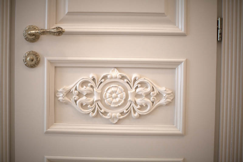 Классический Интерьер квартиры  в бежевых тонах (120 кв м)