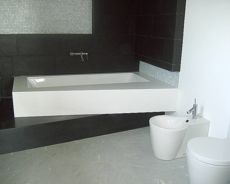 Кемень, керамика.