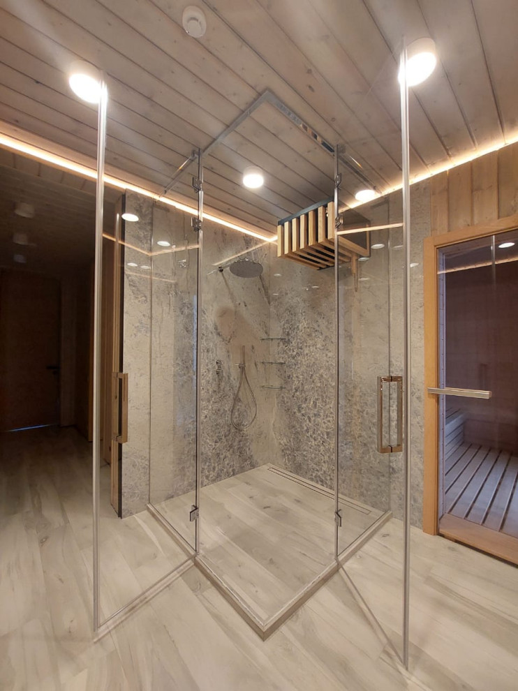 Стеклянная перегородка в душевую