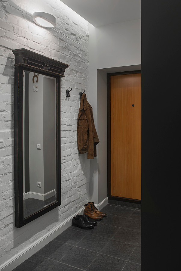 Compact Bachelor Haven in Moscow