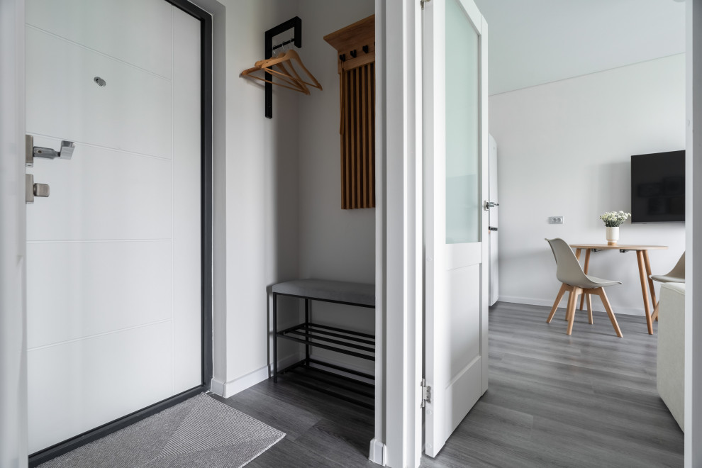 Парадный ансамбль, 2евро, 32м2