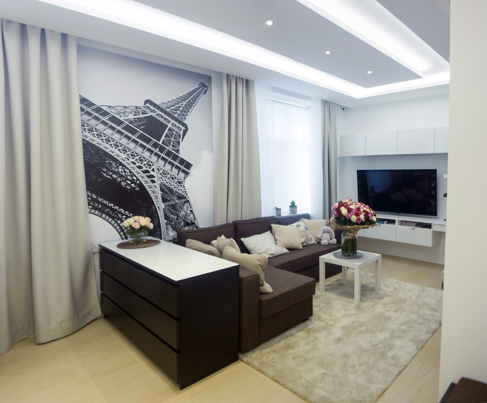 На улице Гастелло