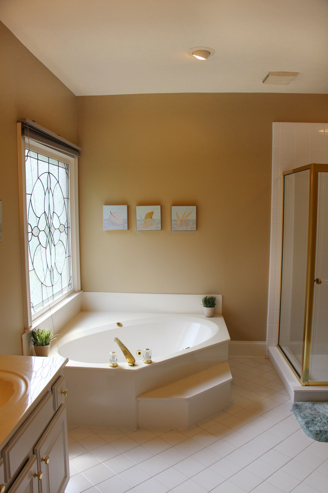 До и после: Переделка морально устаревшей ванной 14 кв.м.