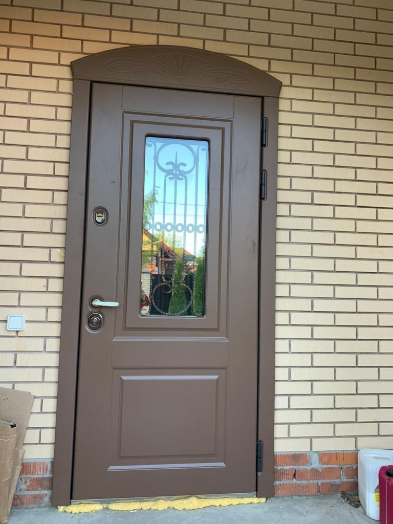 Входные маталлические двери