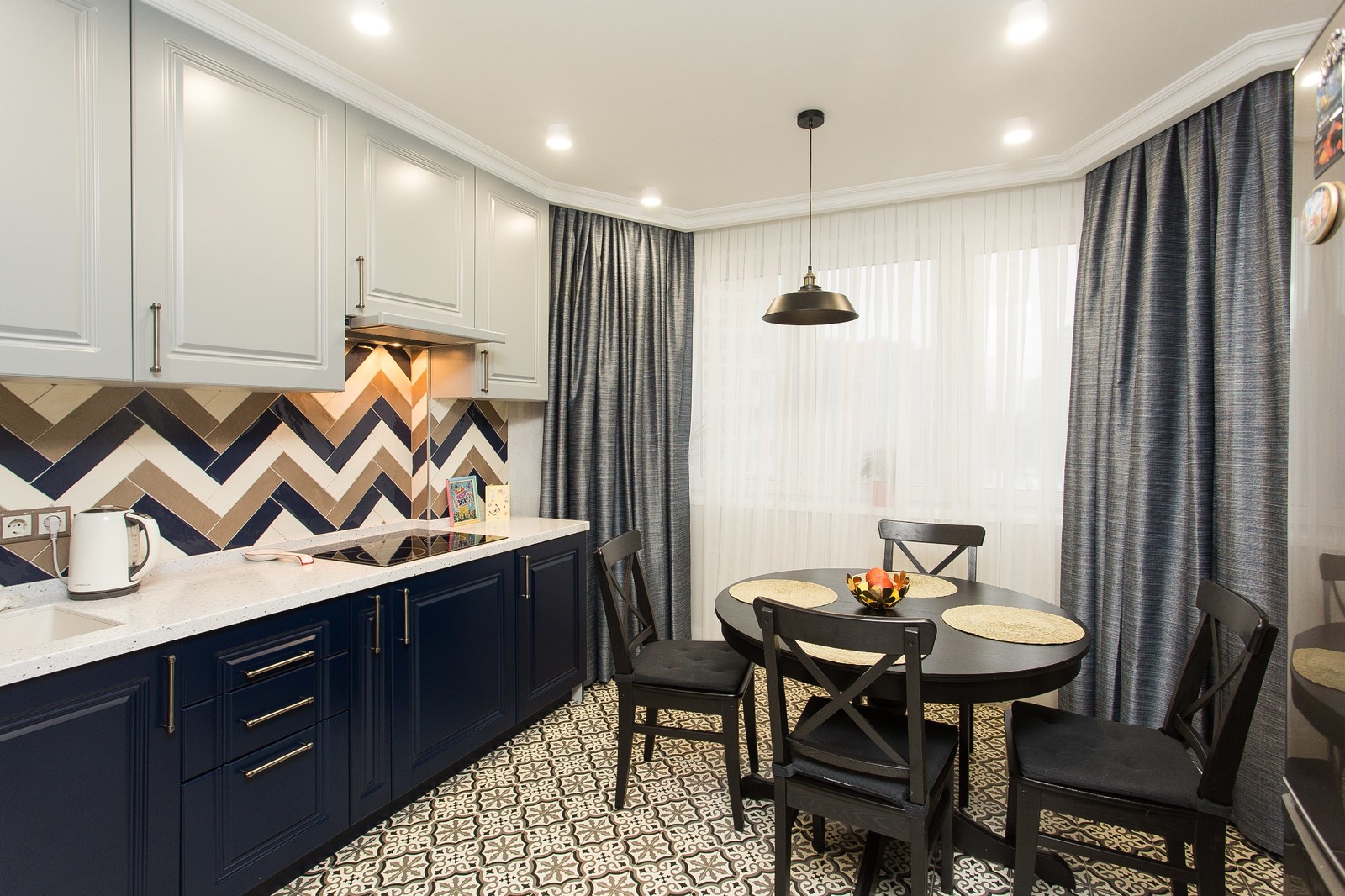 Кухня по дизайн-проекту, 12 кв. м