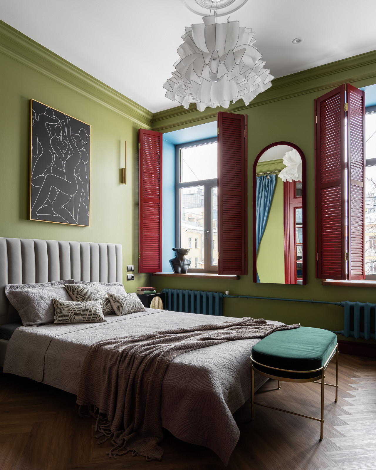 Яркая квартира на Невском