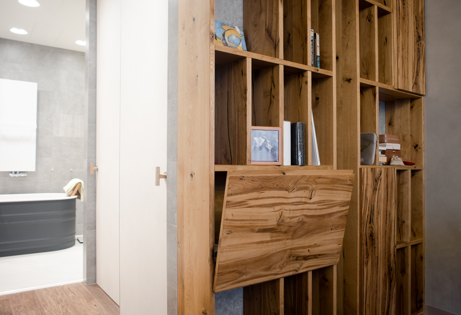 Дубовый интерьер загородного дома