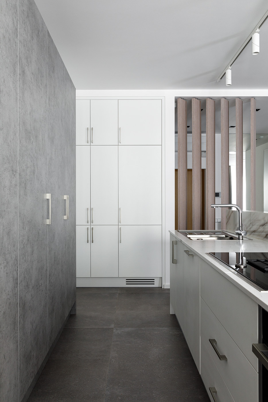 Квартира для студентки, ЖК Смольный