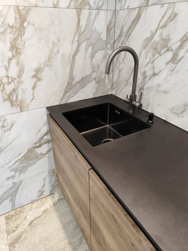 Столешница из Компакт Пластика EGGER U999