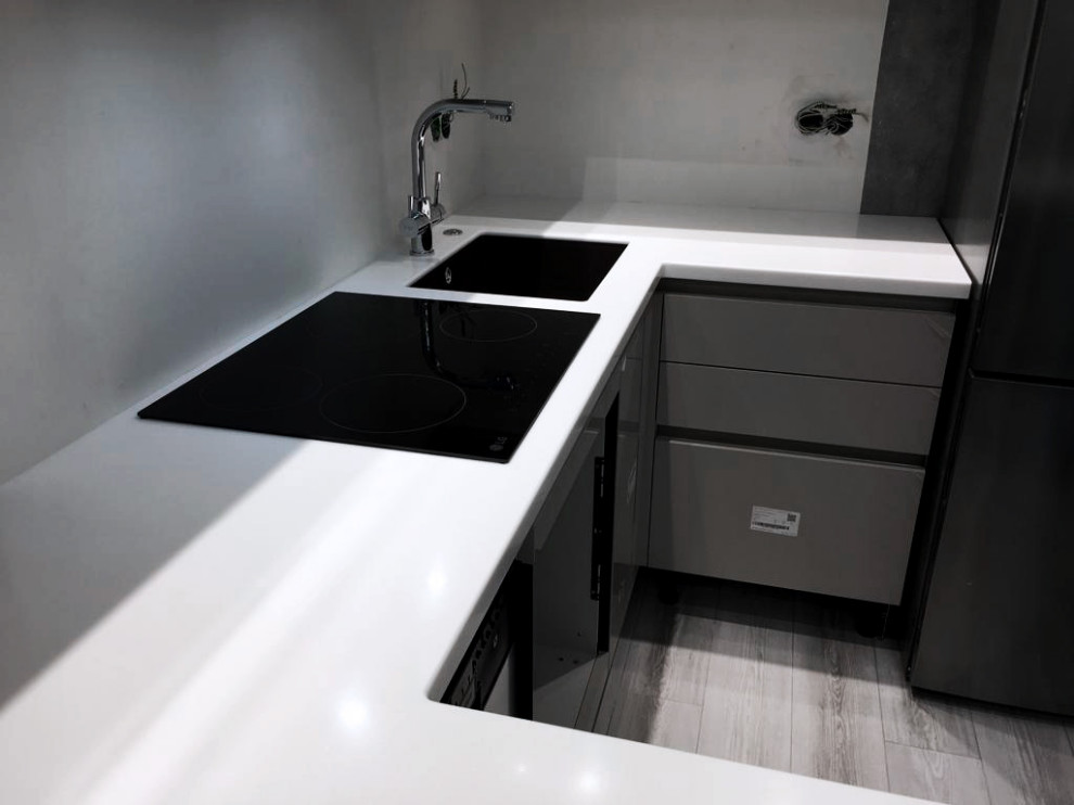 Столешница с барной стойкой из камня Grandex