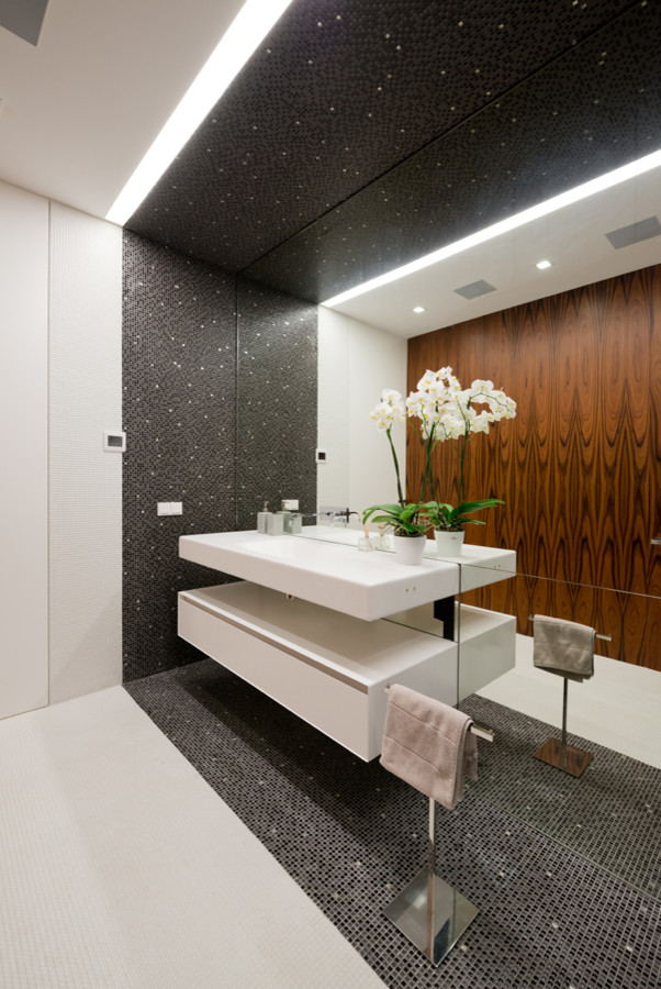 VILLA IN AGALAROV ESTATE