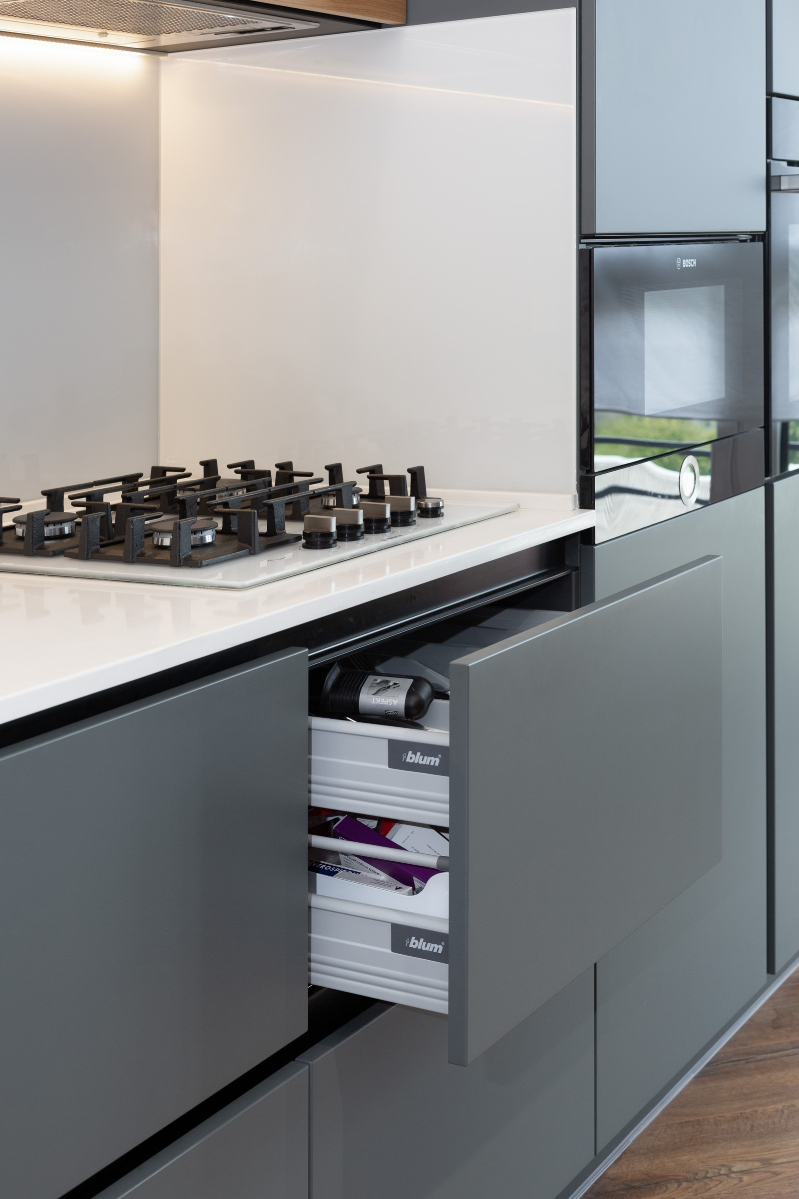 кухня хай тек