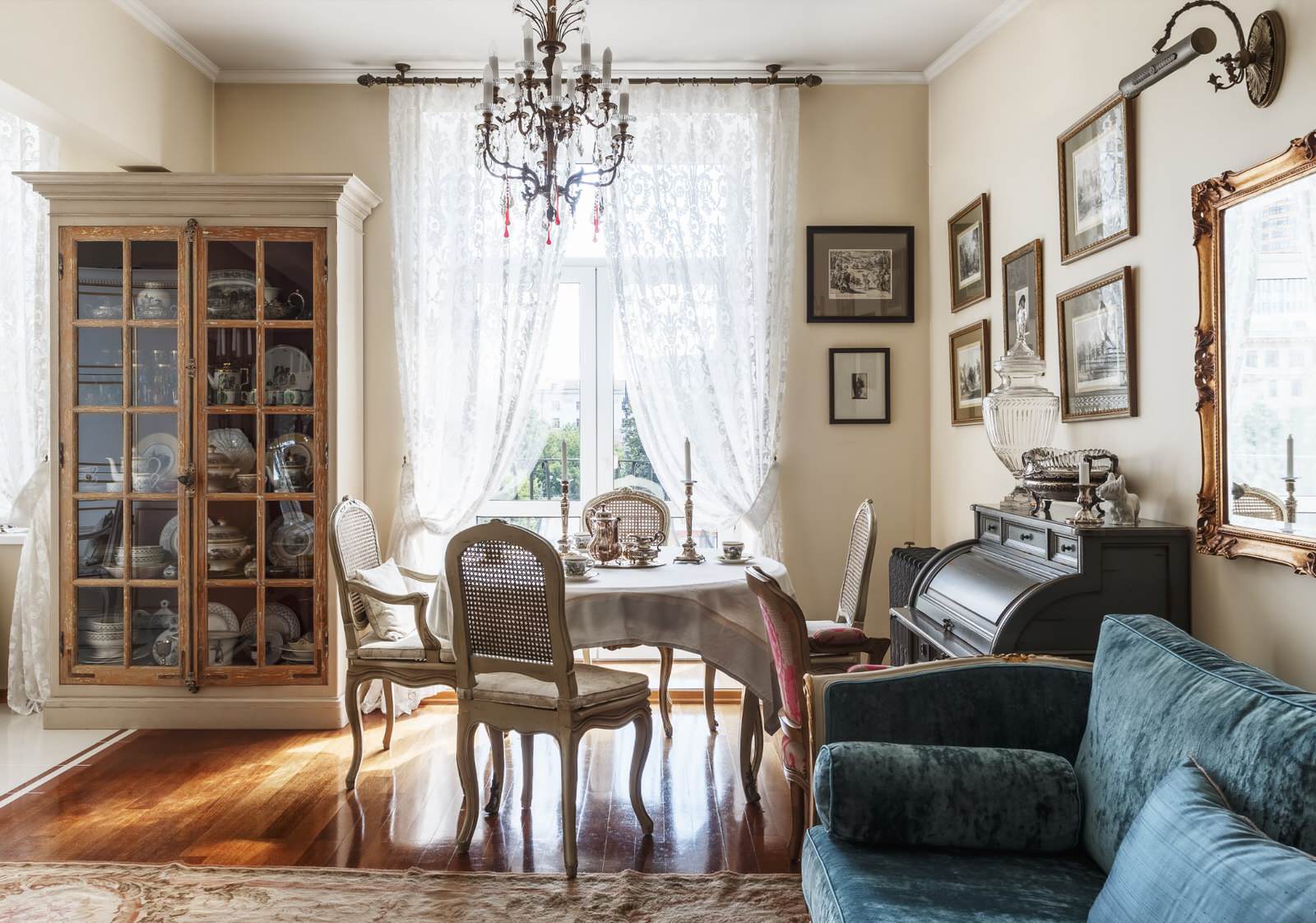 Классический интерьер - столовая
