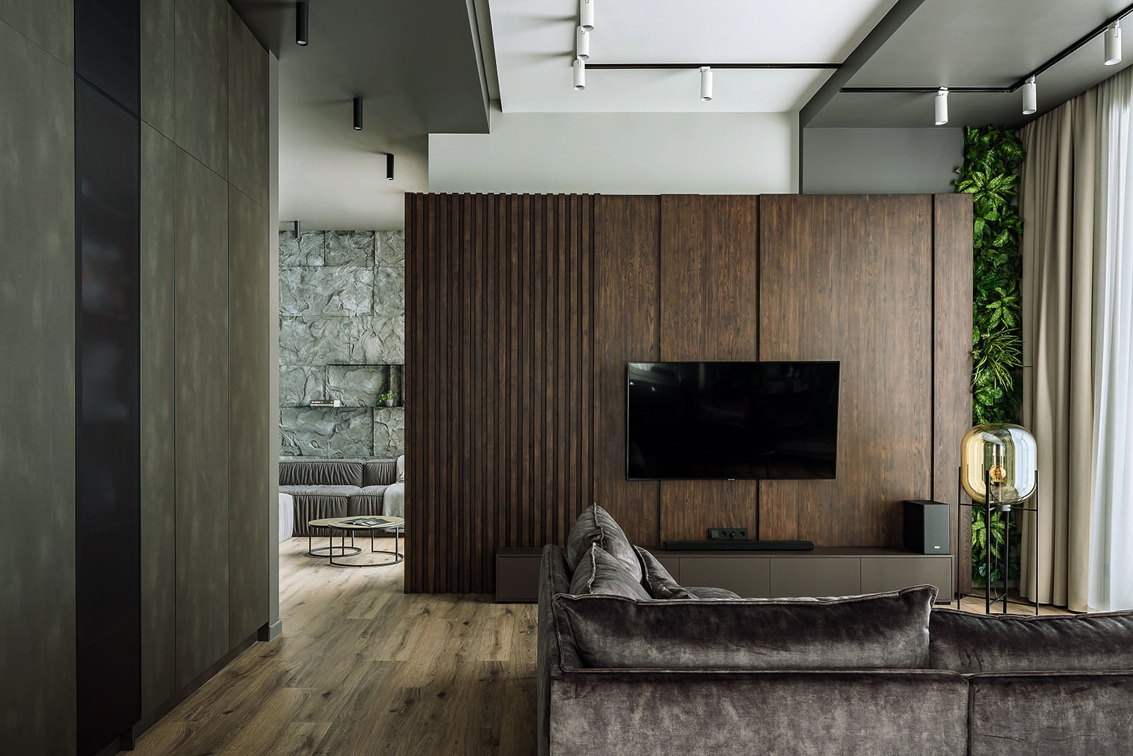 Квартира в доме на набережной