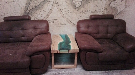 Обложка проекта: стол