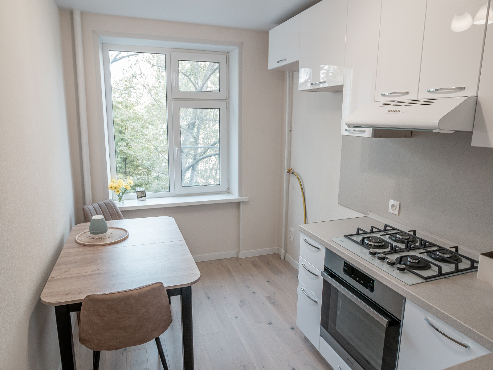 Кухня вид с двери