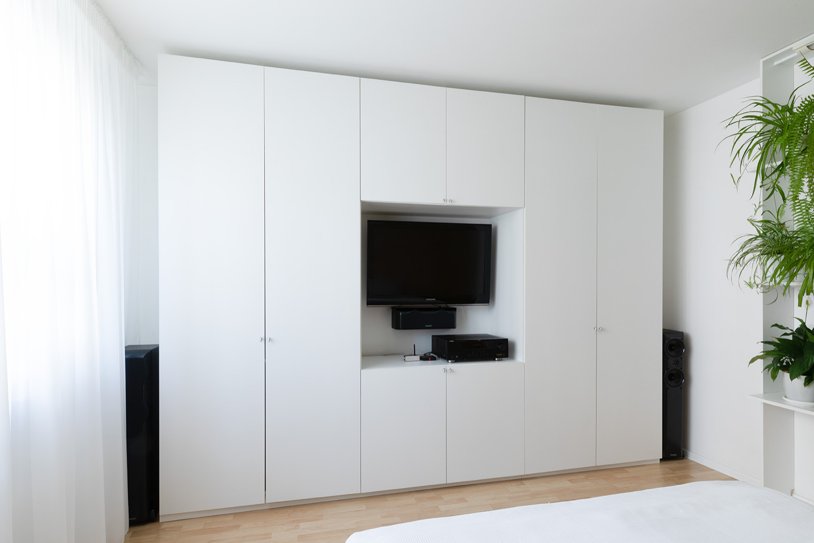 Двухкомнатная квартира в Некрасовке для семьи с ребенком