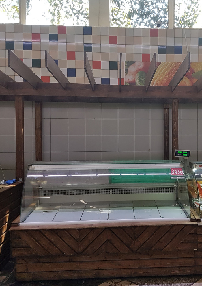 Обложка проекта: Дизайн витрины "ЧЕРНАЯ ИКРА"