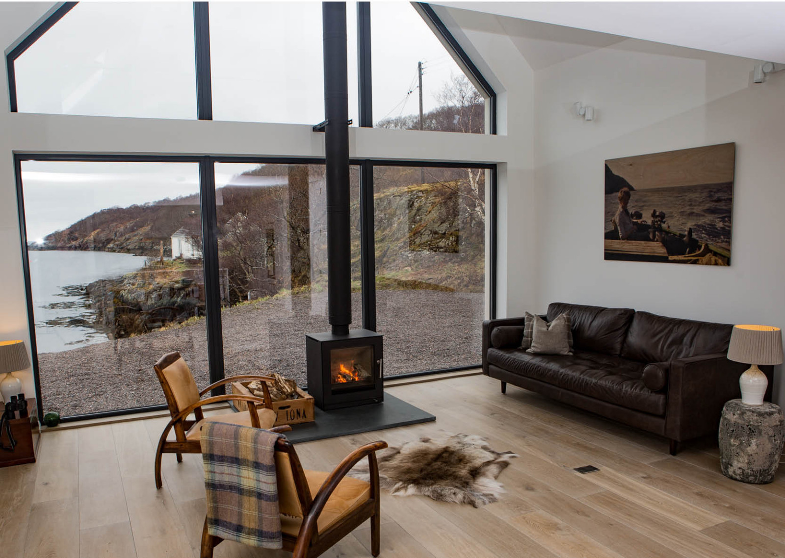 Печь камин RAIS модель Q-TEE