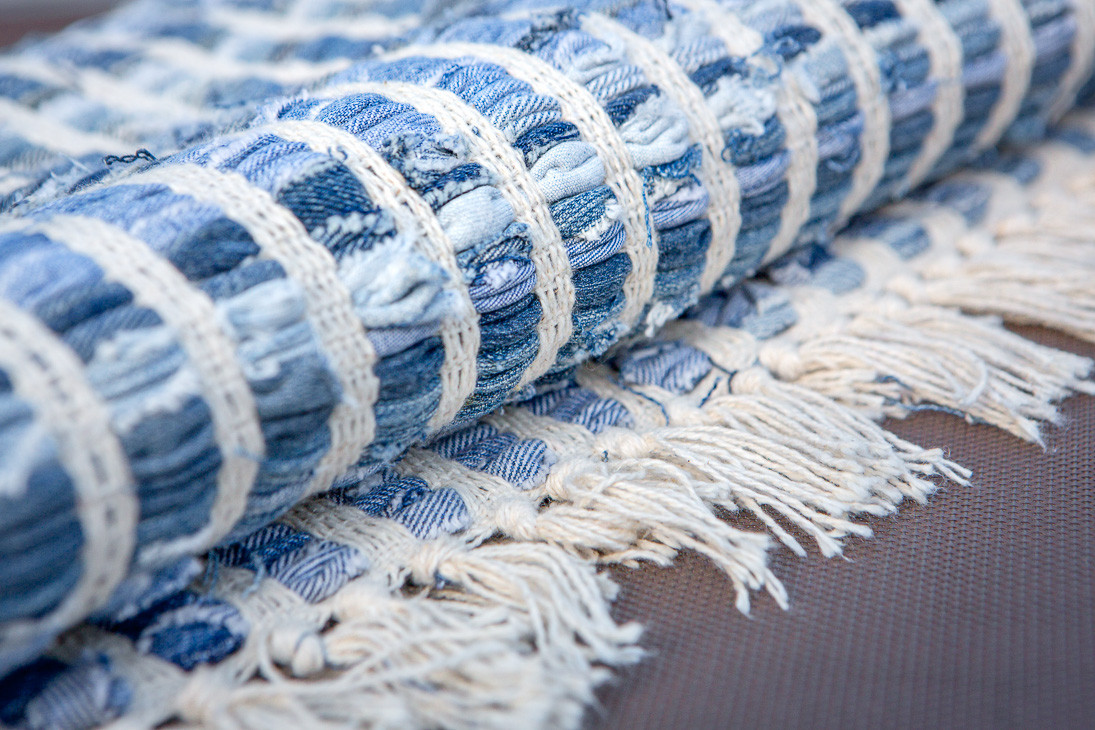 "Немного солнца в стакане воды" (Дизайнер Наталия Прохорова-Азбукина)