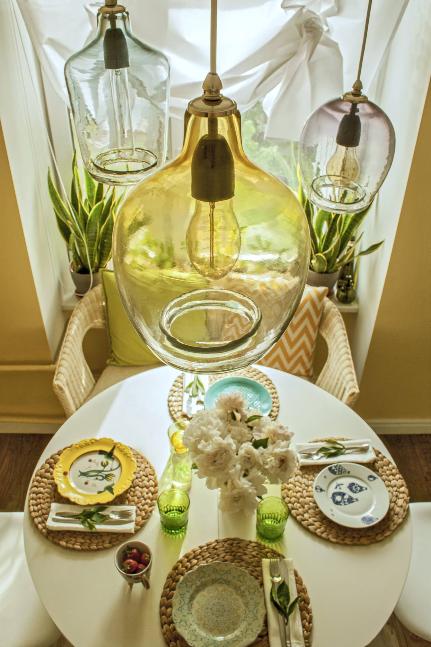 Houzz тур: Дух странствий и яркие стены в квартире дизайнера