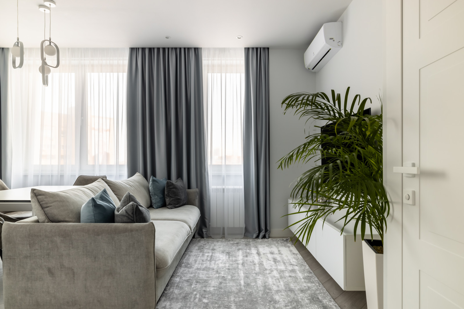 Трехкомнатная квартира 90 кв.м