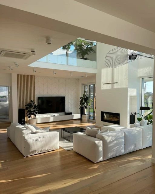 Алена Каратеева