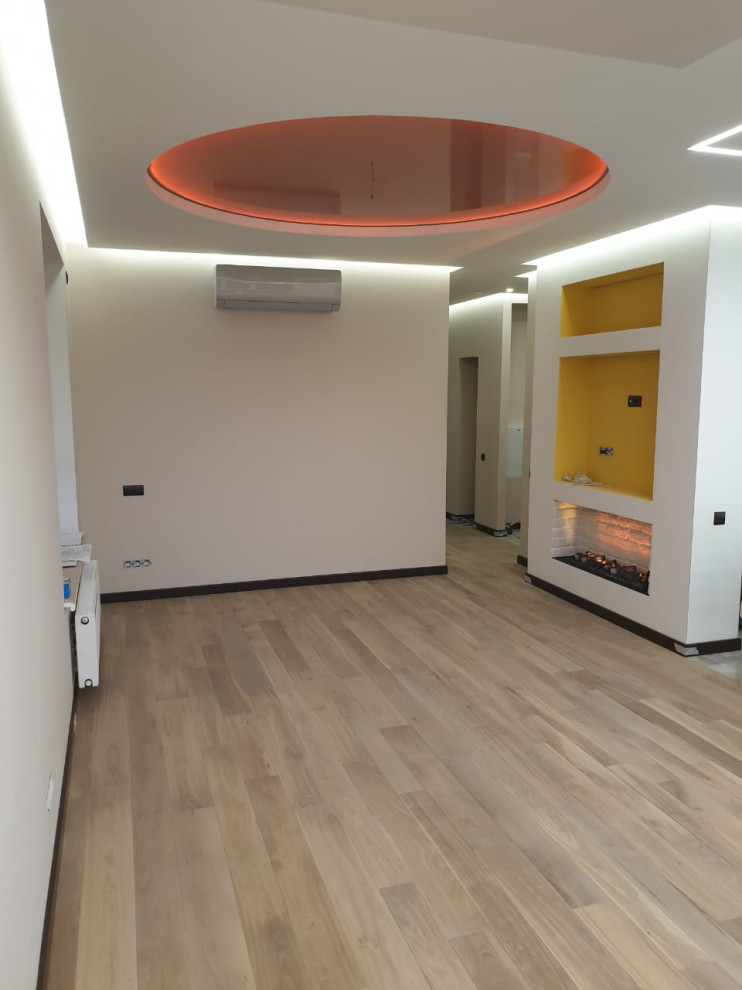 Яркая сочность. Трехкомнатная квартира на Озерной