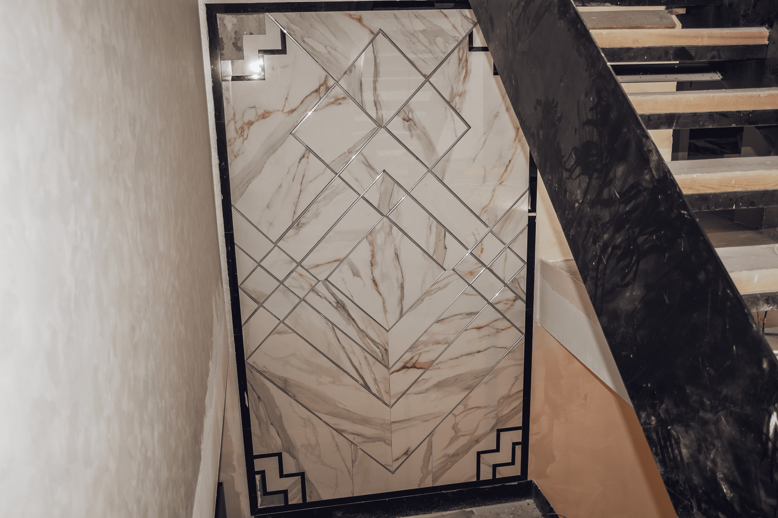 Обложка проекта: Клязьминский парк - панно из керамогранита