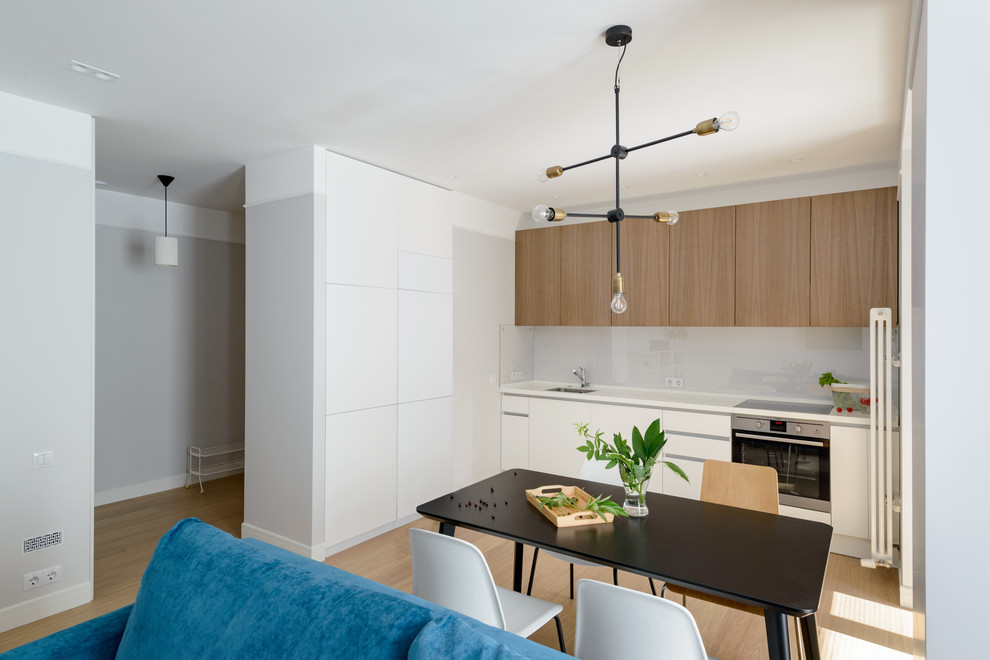 Современная квартира на Декабристов