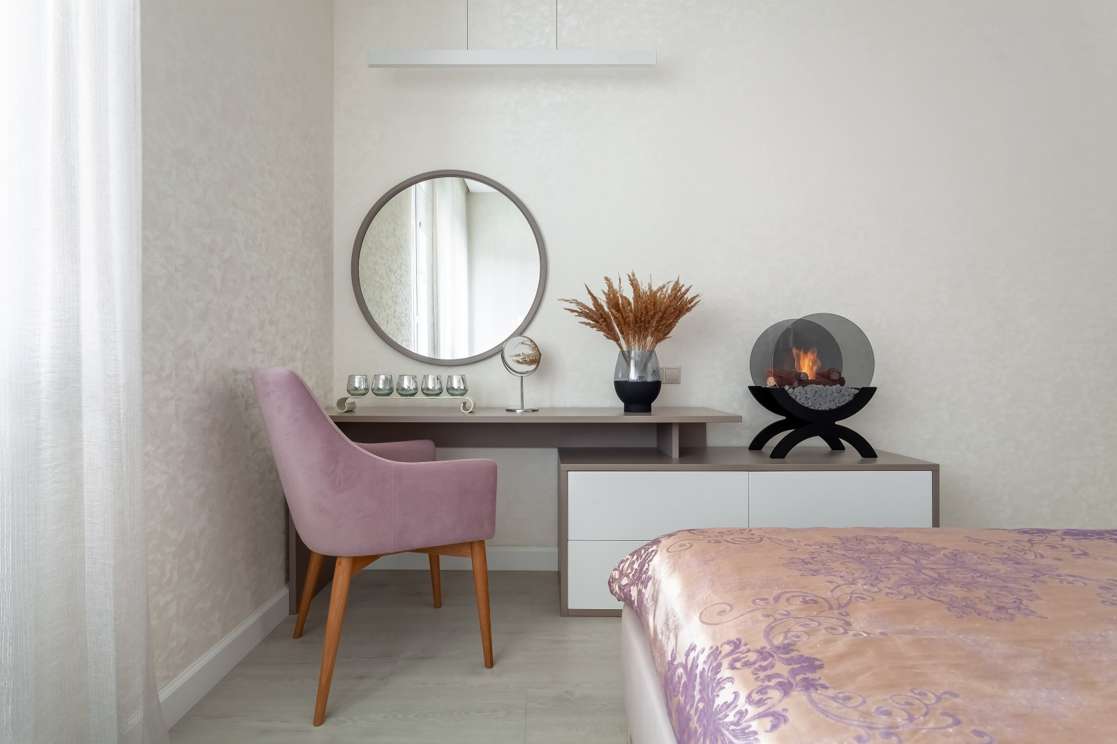 Воздушная квартира с яркими акцентами