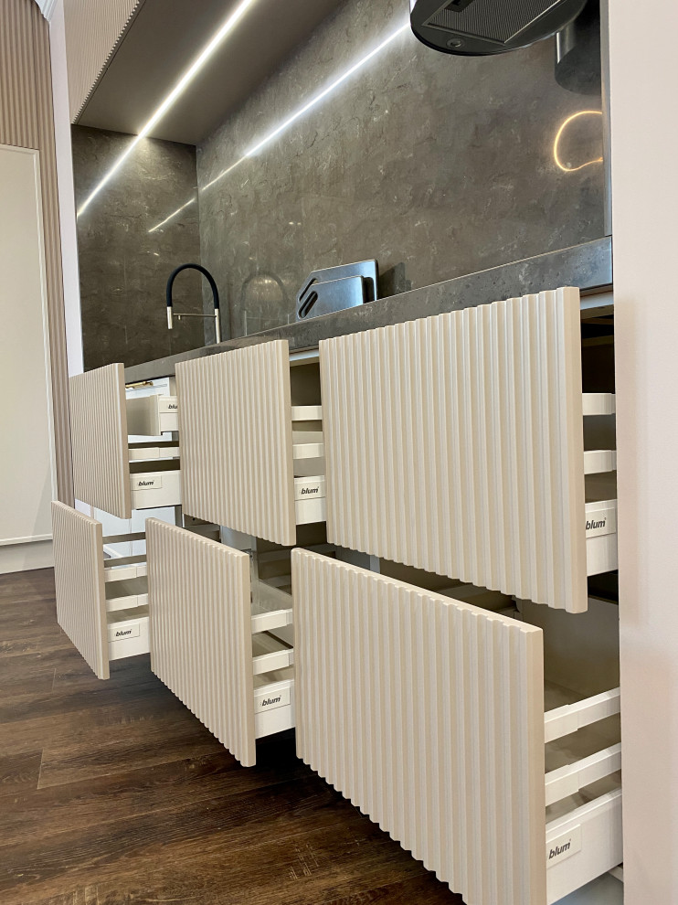 Угловая кухня "COSTOLA".