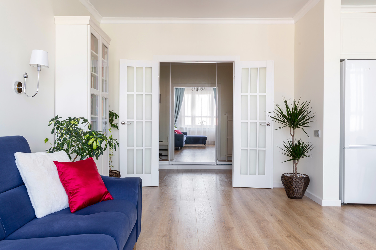 Квартира для родителей с натяжными потолками