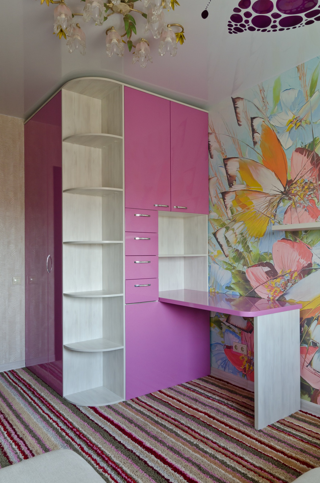 Обложка проекта: Розовая детская для девочки