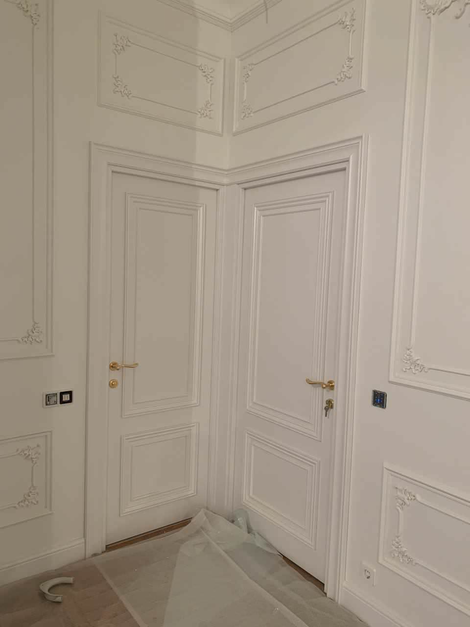 Обложка проекта: Двери из массива ольхи