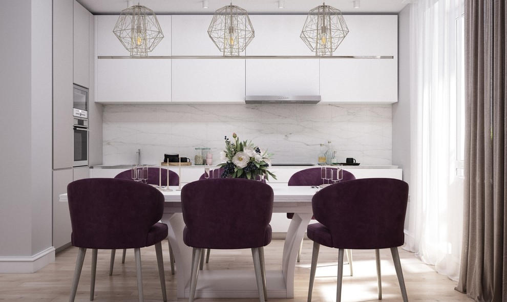 Трехкомнатная квартира в Санкт-Петербурге