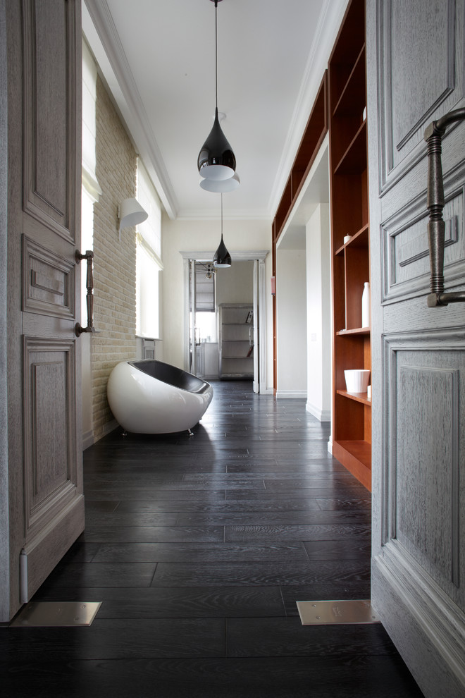 Эклектичная квартира в высотке на Котельнической набережной