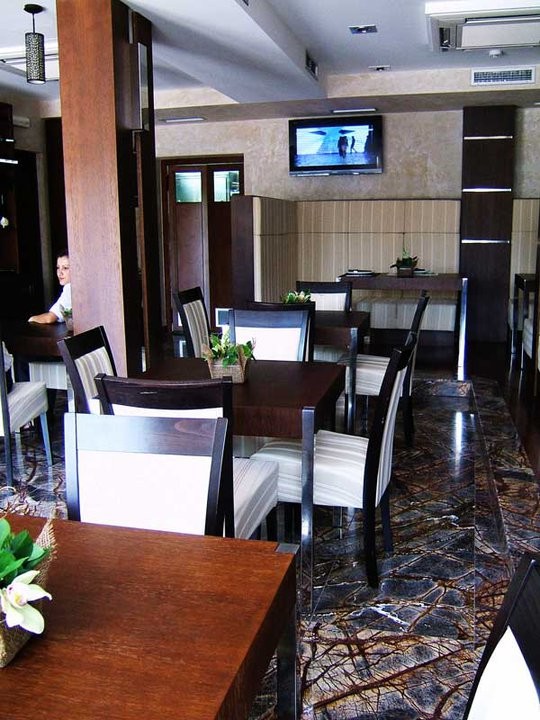 Ресторан " Coast of Montenegro" в Черногории г. Бечичи (Montenegro, Becici)