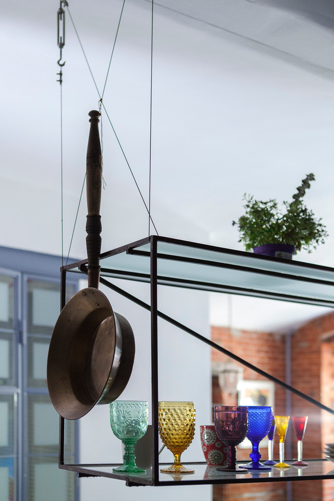 В гостях: Квартира-студия на первом этаже дореволюционного дома