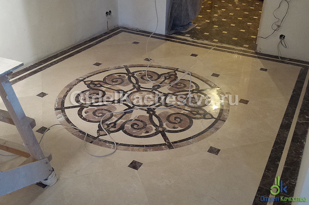 Укладка мрамора в холле