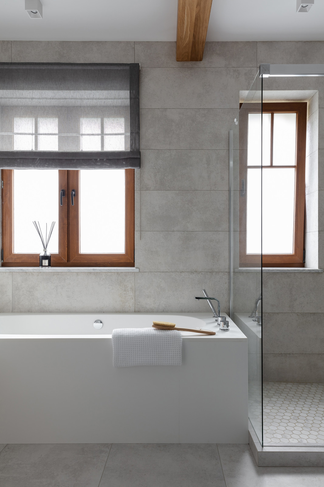 Дом с потайной лестницей