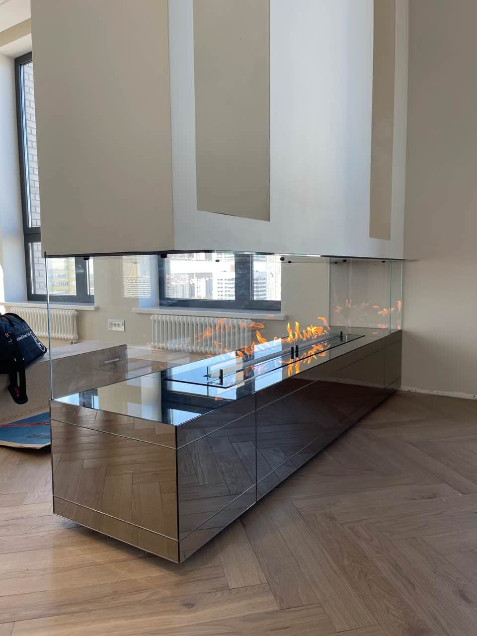 Обложка проекта: Автоматический биокамин Planika FLA 3 + облицовка конструкции бронзовым зеркалом