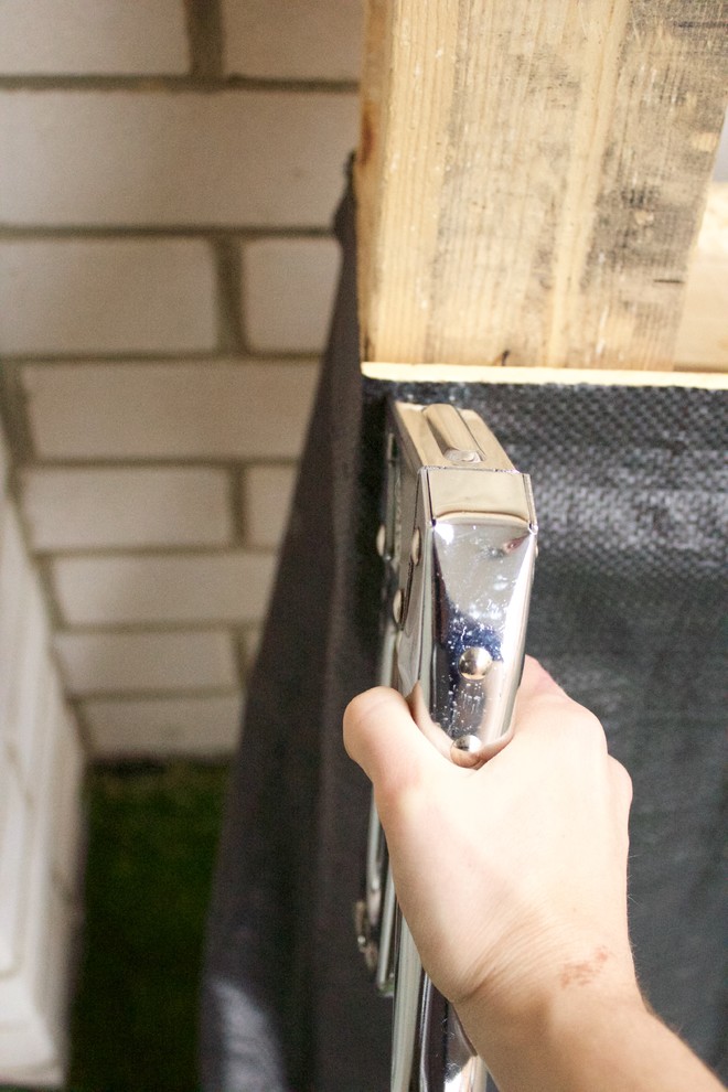 Своими руками: Как сделать стеллаж для рассады