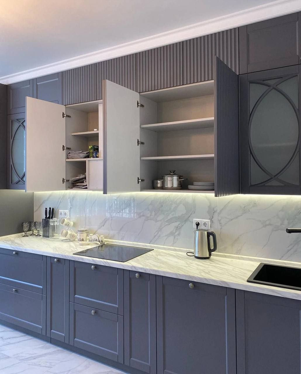 Кухня в неоклассическом стиле