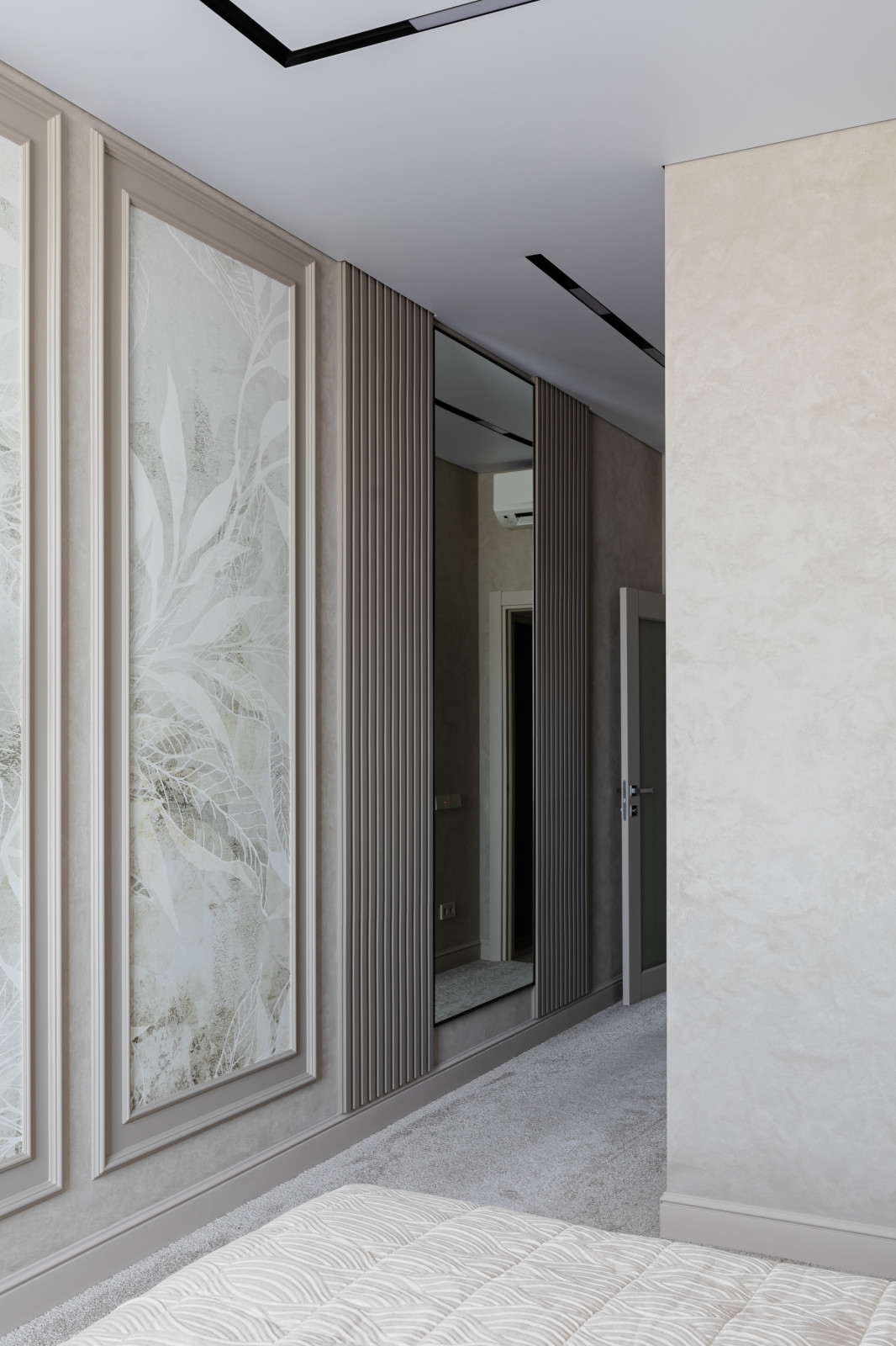 Элегантная неоклассика в бежево-серых тонах